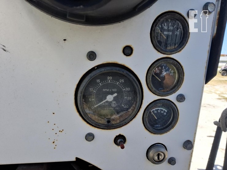 2011-altec-dc1317-image-10