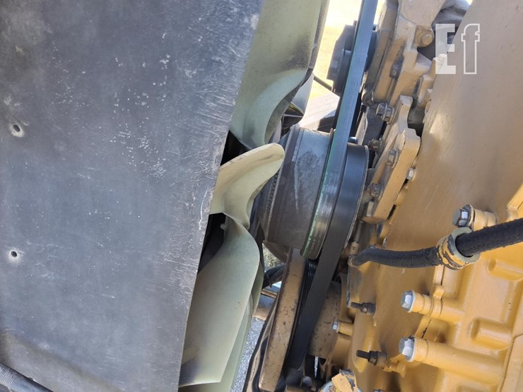 2005-kenworth-w900-image-36