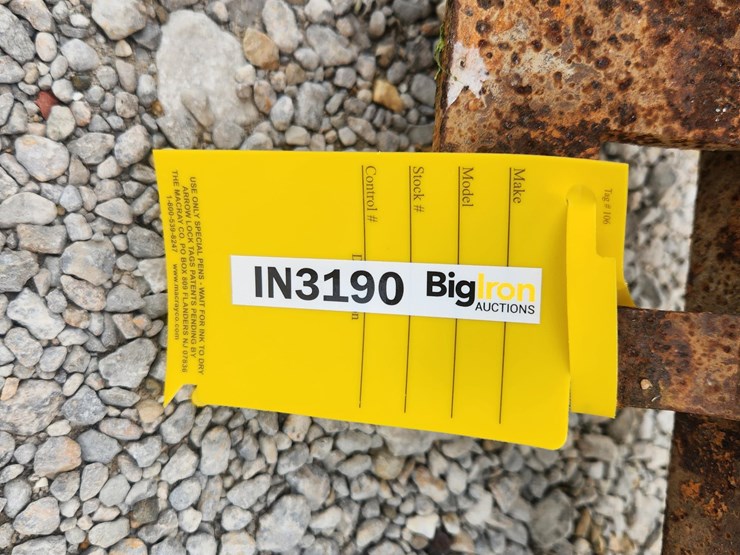 48"-pallet-forks-image-14