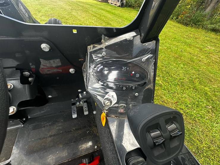 2024-bobcat-l28-image-9