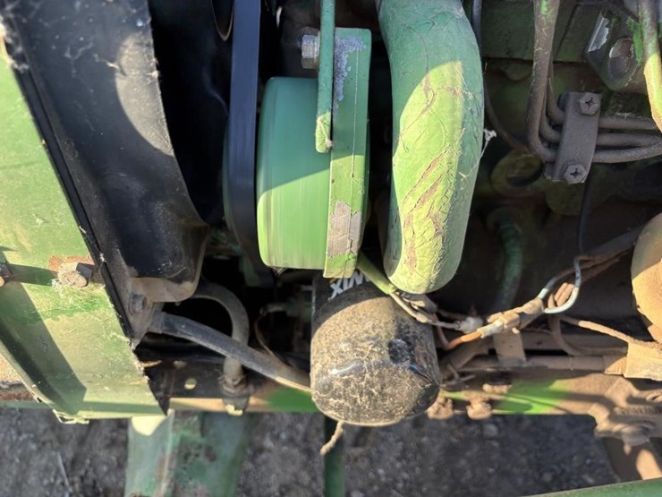 1981-john-deere-750-image-37