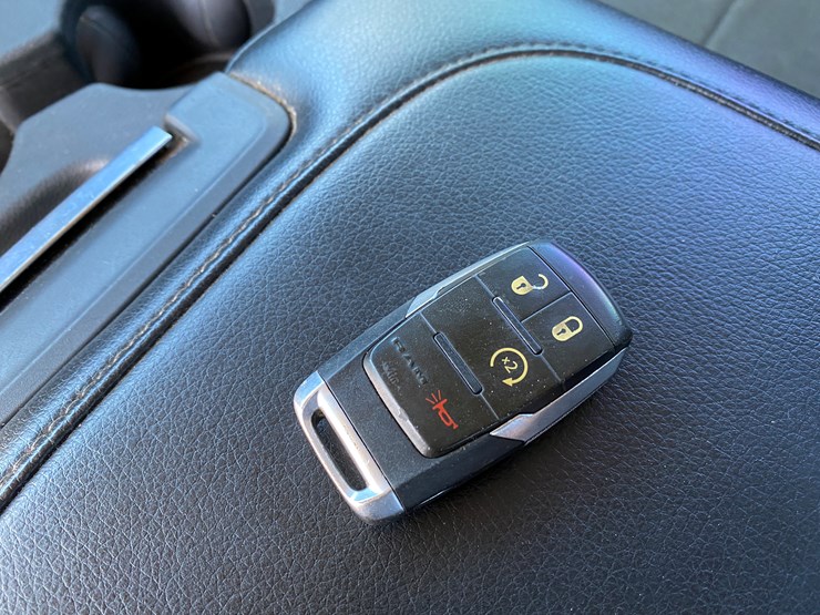 #19-•-#117-•-2020-ram-5500-rolloff-truck-image-41