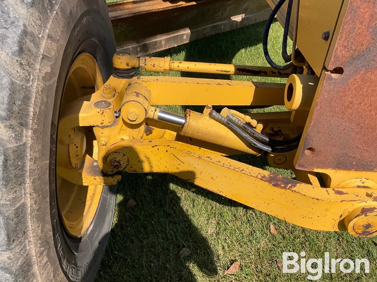 2009-komatsu-gd655-3e0-image-18