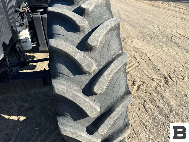 2014-new-holland-t4.105-image-13