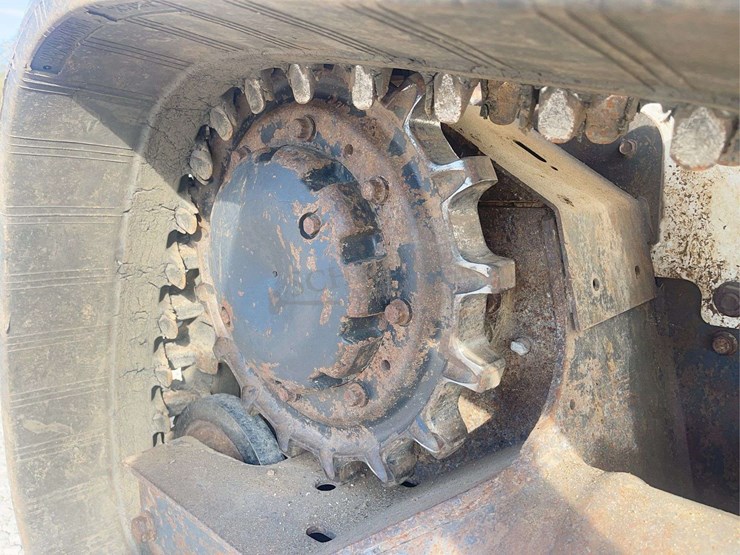 2019-bobcat-t770-image-17