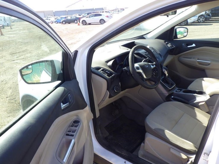 2013-ford-escape-image-5