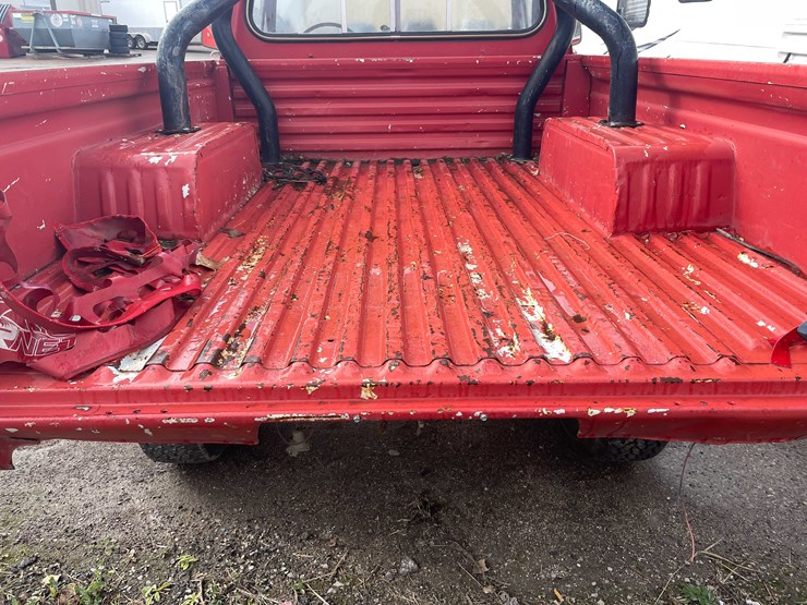 #1374-•-1976-chevrolet-luv-4x4-(has-wi-title)-(of)-image-29