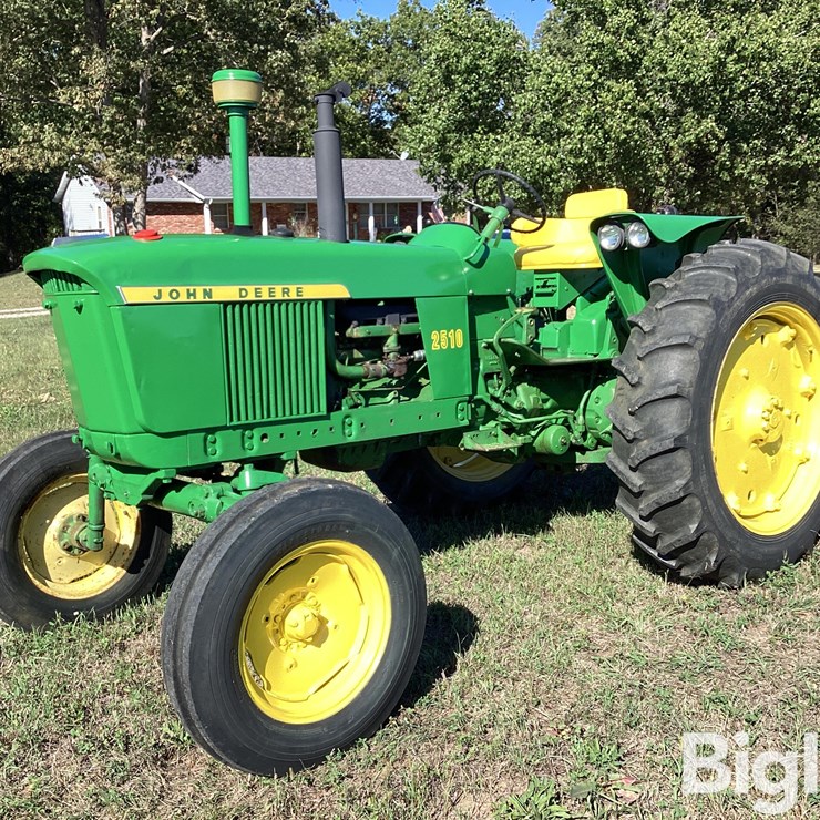 1966 JOHN DEERE 2510