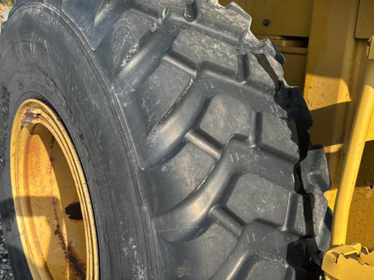 2007-caterpillar-928g-image-27