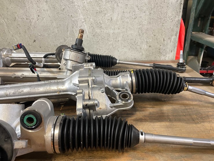 2015-magnum-300-image-7