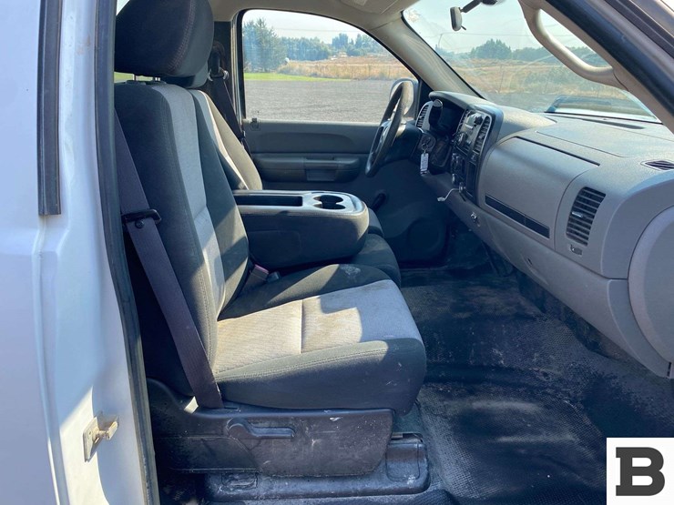 2008-chevrolet-silverado-1500-image-25