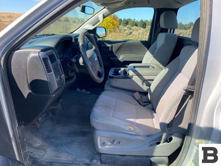 2017-chevrolet-silverado-1500-image-19