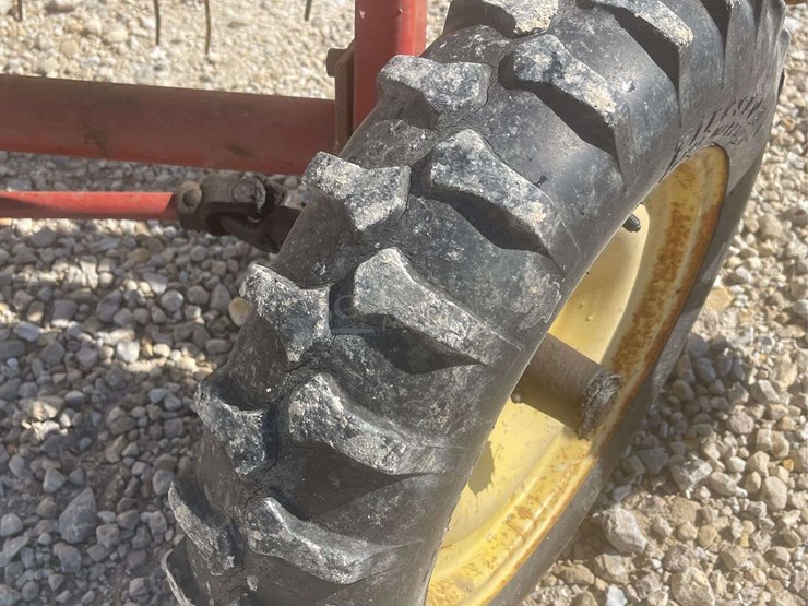 new-holland-256-image-14