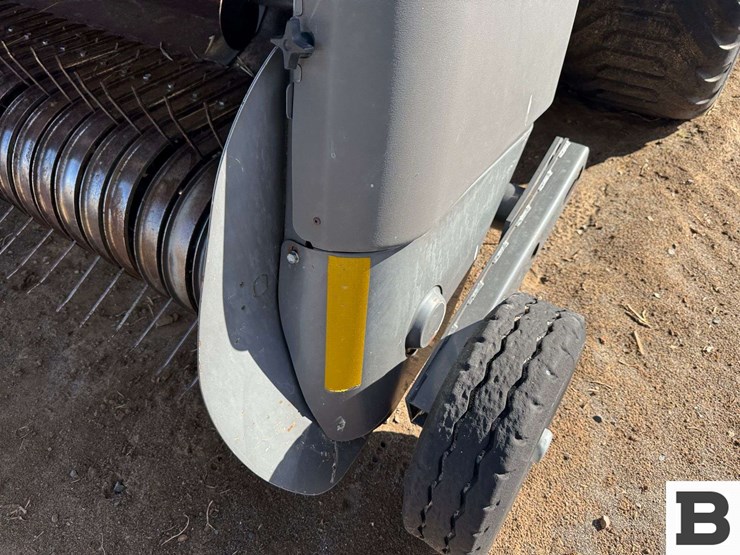 2012-massey-ferguson-2190-image-17