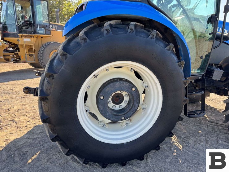 2014-new-holland-t4.105-image-37