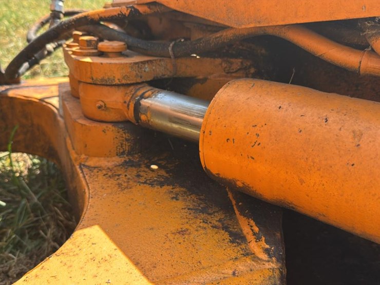 1979-case-450b--image-24