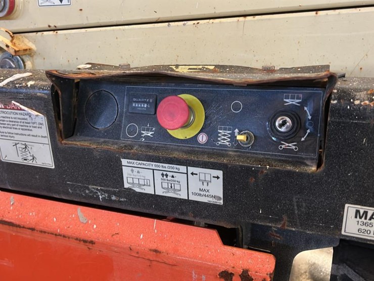 2018-jlg-1932r-image-16