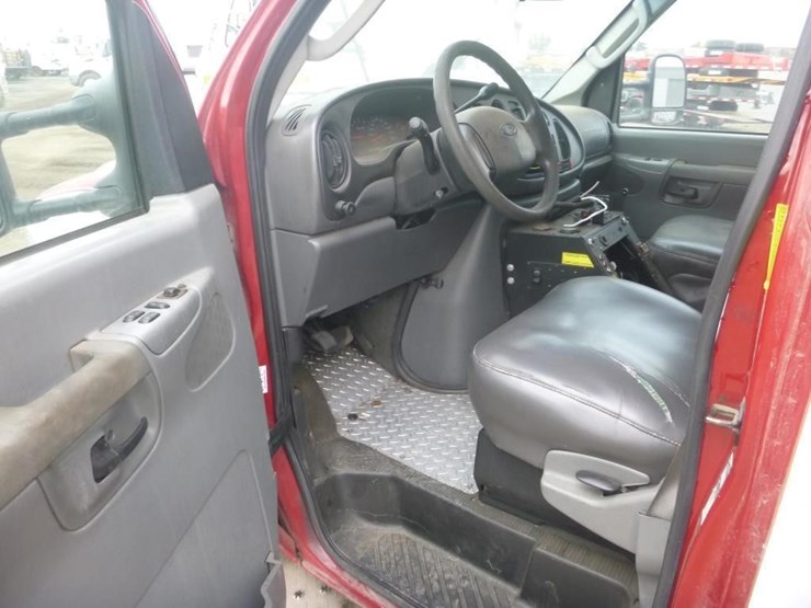 2008-ford-e450-image-8