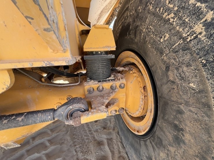 2021-volvo-a60h-image-24