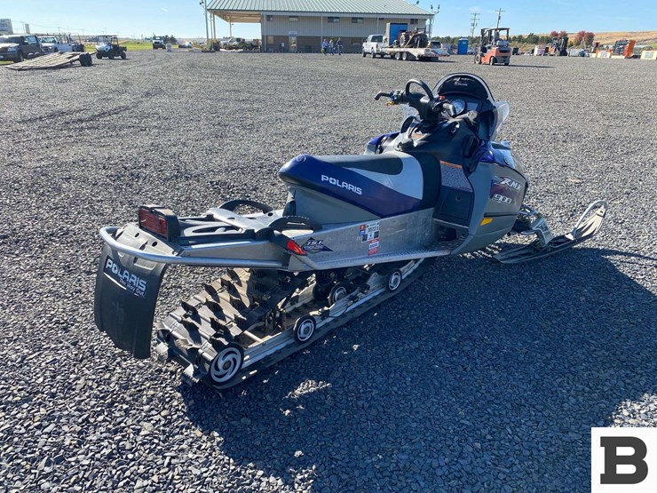 2005-polaris-rocky-mountain-king-snowmobile-image-5