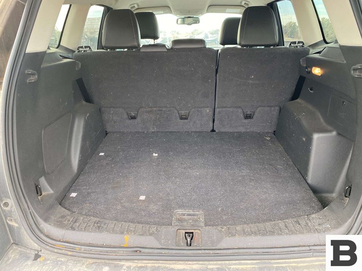 2015-ford-escape-image-16