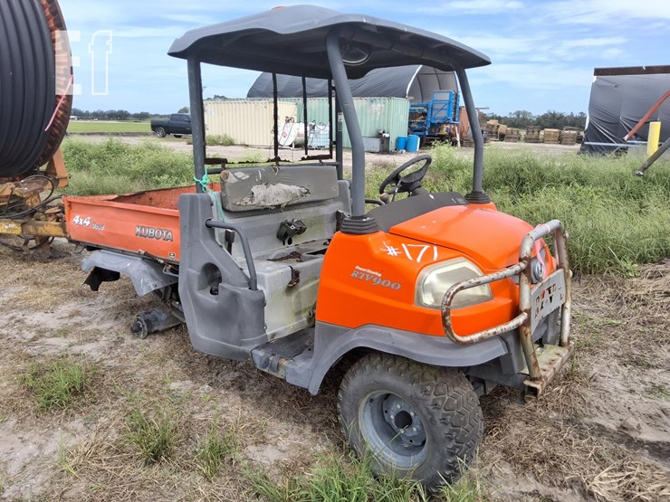 kubota-rtv900-image-1