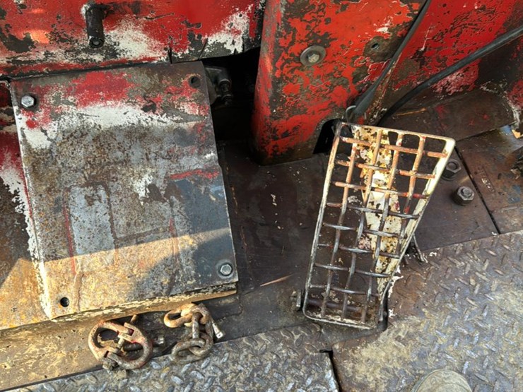 #1752-•-2013-kmc-210ca-track-skidder-image-17