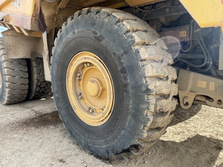 2012-komatsu-hd605-7-image-15