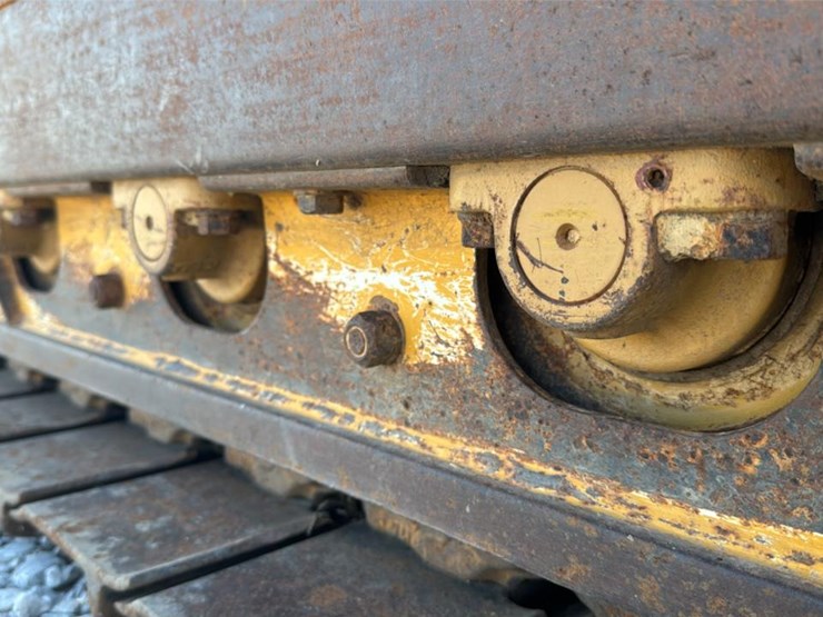 2015-deere-450j-lt-image-25