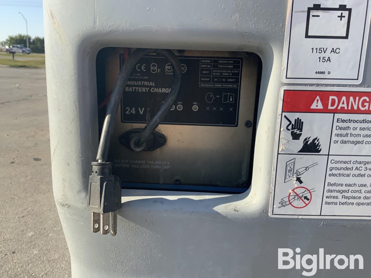 2012-genie-gr12-image-13