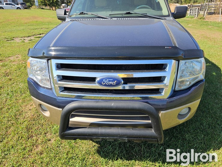 2014-ford-expedition-xlt-image-10