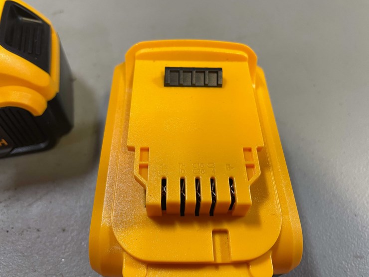 #8536-•-(2)-20-volt-dewalt-compatible-batteries-(pr12)-image-5