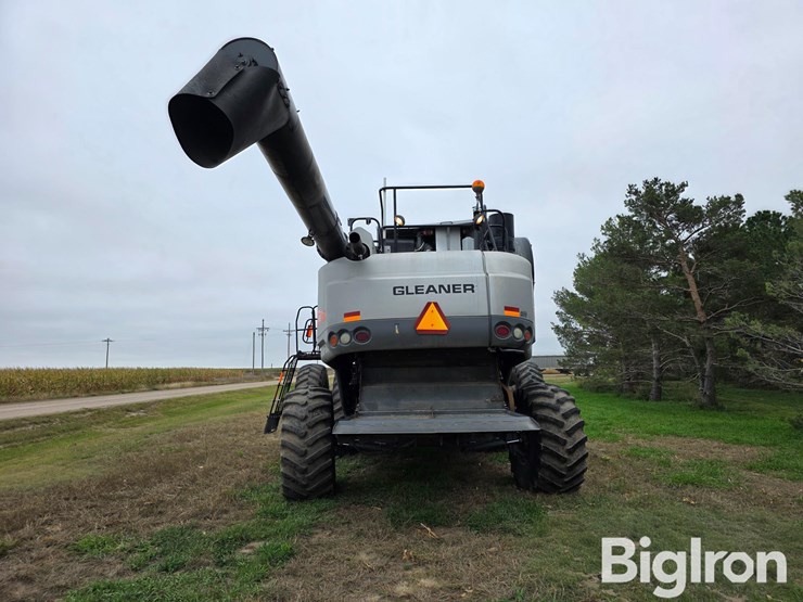 2008-gleaner-a86-image-6