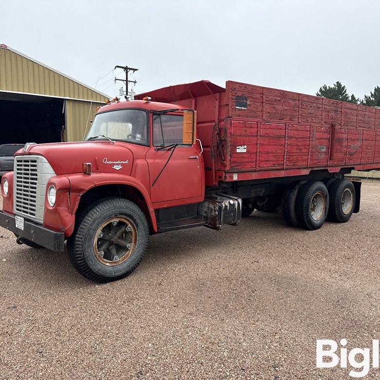 1971 INTERNATIONAL LOADSTAR