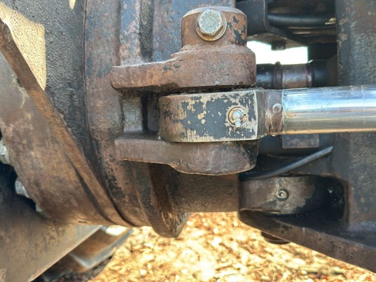 2003-timberpro-tf820e-image-54