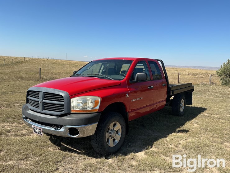 2006-dodge-ram-2500-image-1