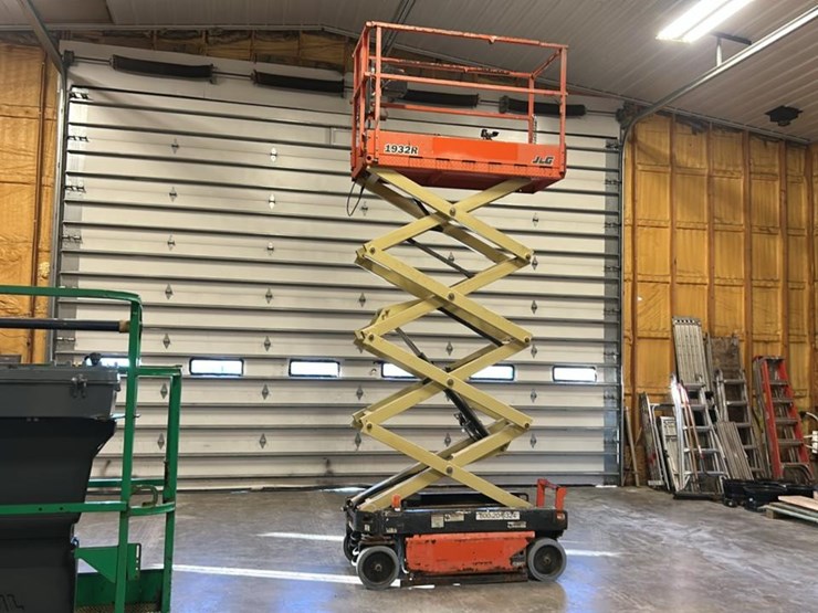 2018-jlg-1932r-image-29