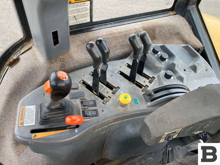 1995-caterpillar-ch35-image-53