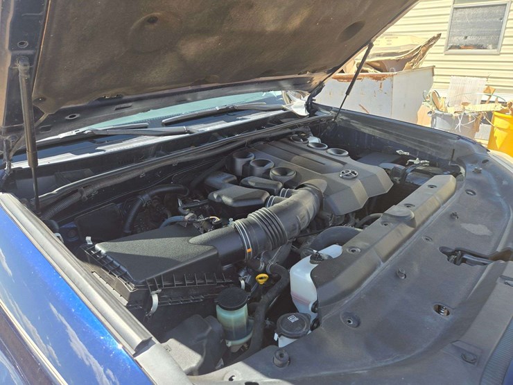 2017-toyota-4-runner-image-15