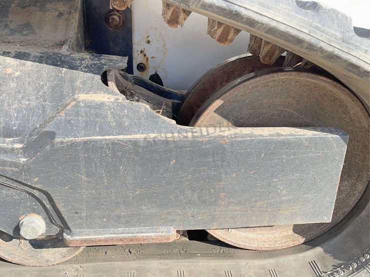 2022-bobcat-t66-image-13