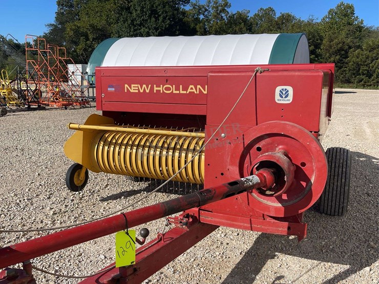 new-holland-565-image-10