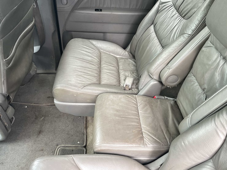 2009-honda-odyssey-image-37