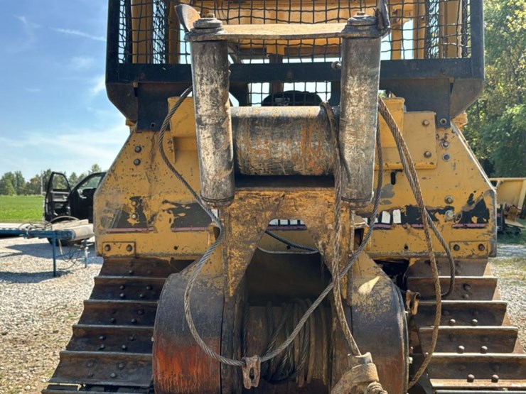 caterpillar-d4h-image-48