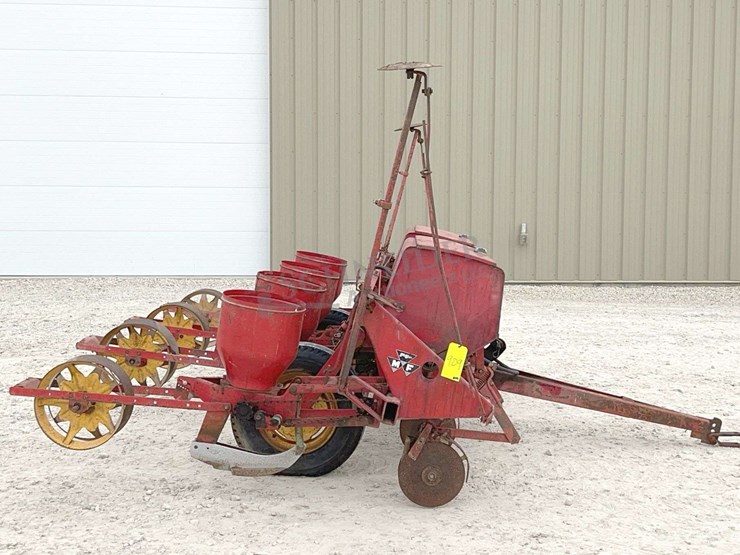 massey-ferguson-4-image-3