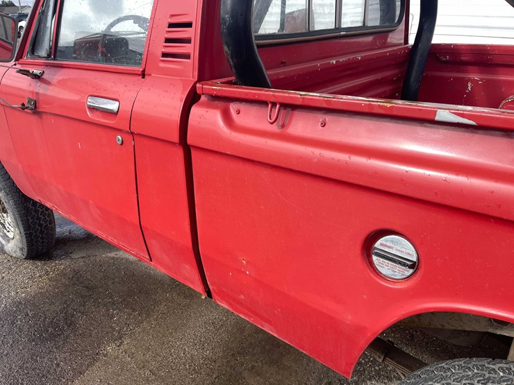 #1374-•-1976-chevrolet-luv-4x4-(has-wi-title)-(of)-image-64