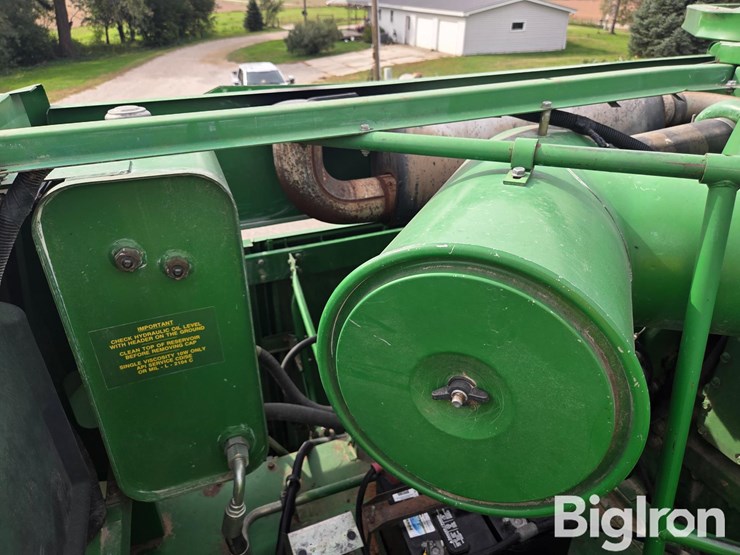 1995-john-deere-9500-image-16