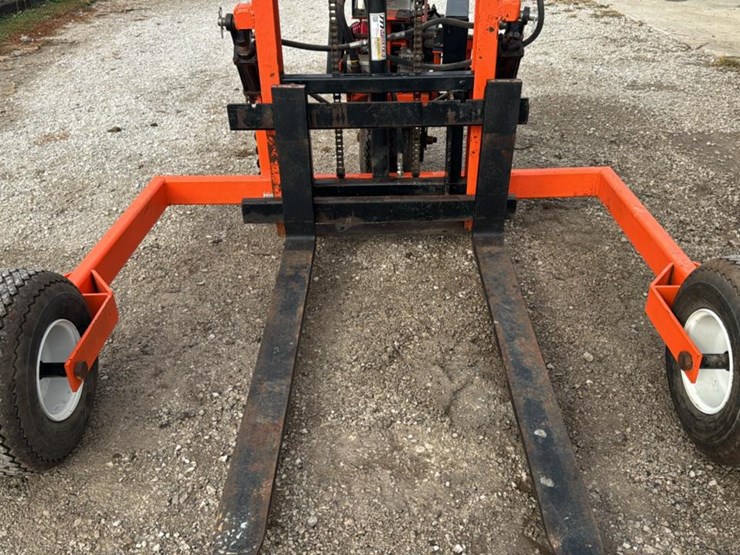 #1356-•-walk-behind-panther-forklift-image-16