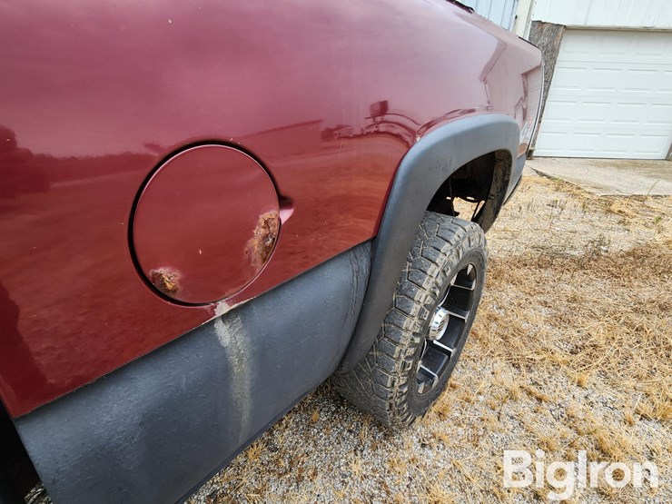 2005-chevrolet-silverado-2500-image-14