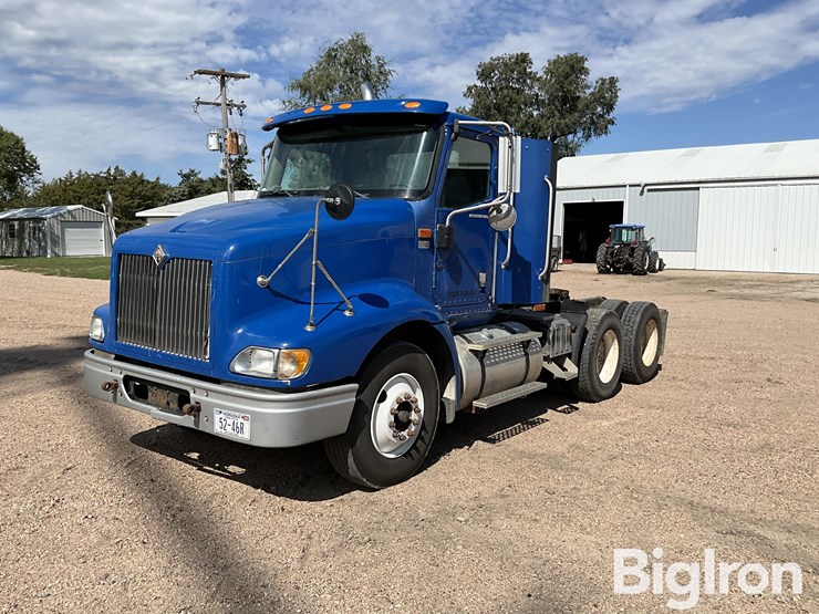 2004-international-9200i-image-1