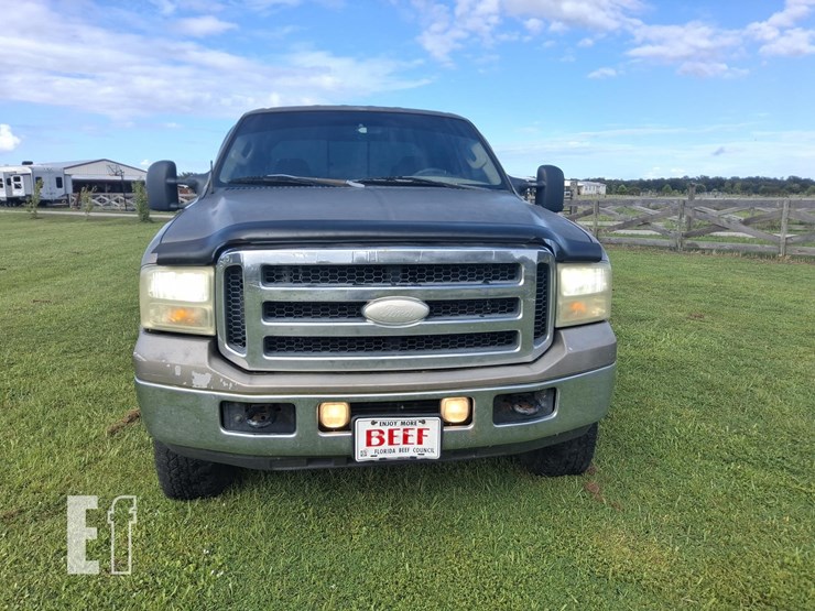 2007-ford-f250-lariat-image-2